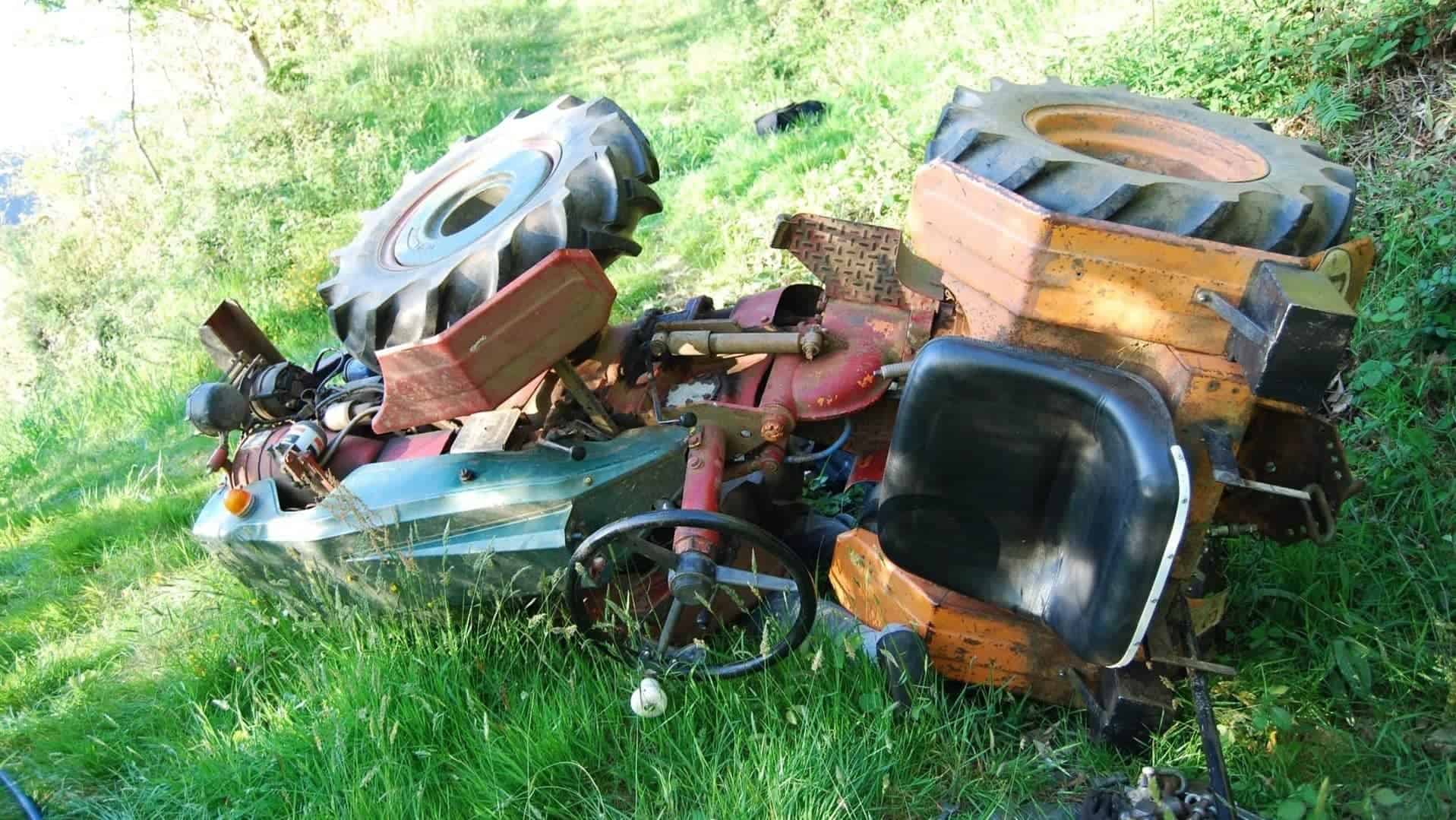 Accidente de tractor en San Sadurniño | GUARDIA CIVIL