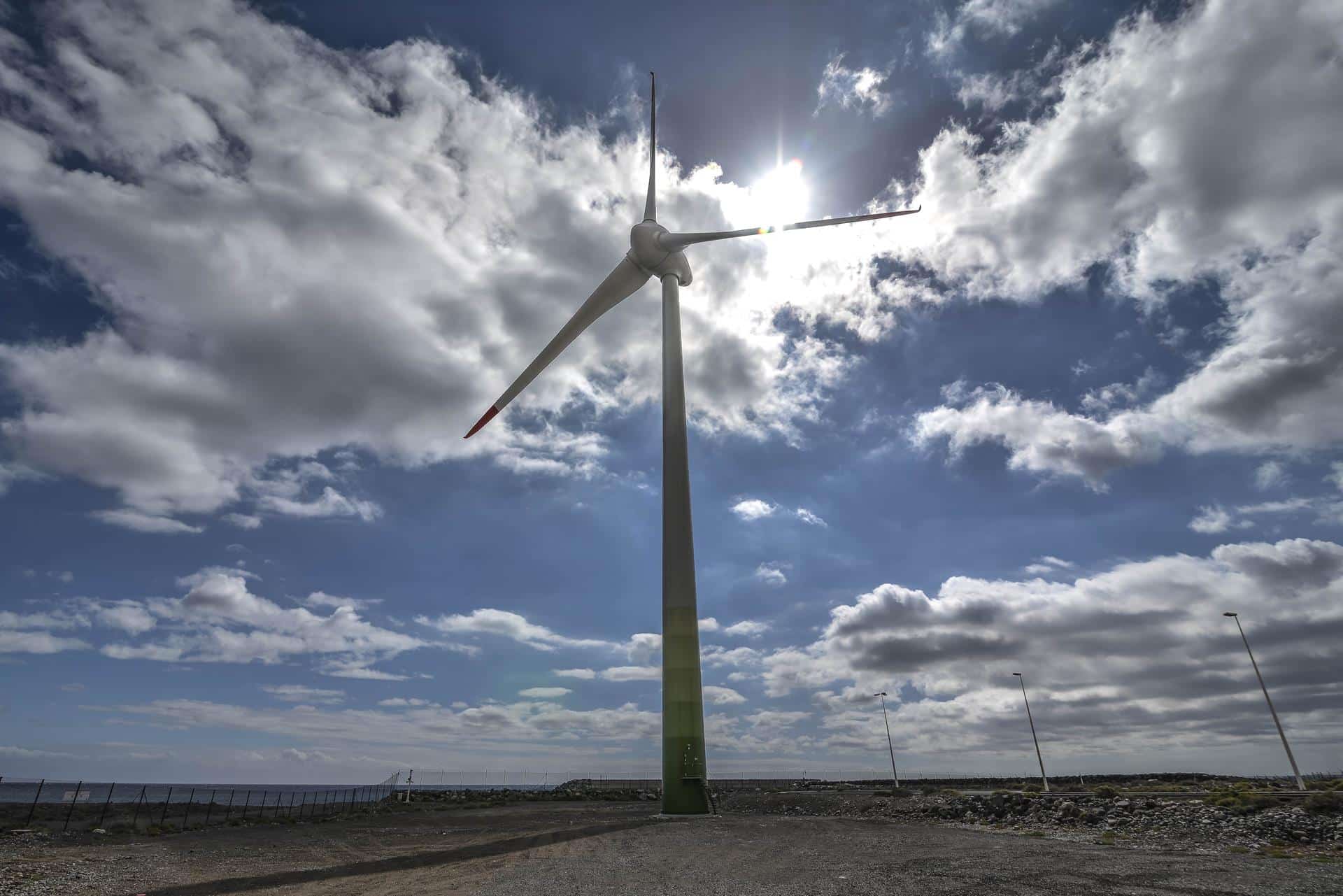Archivo - Un molino eólico de Endesa | ENDESA