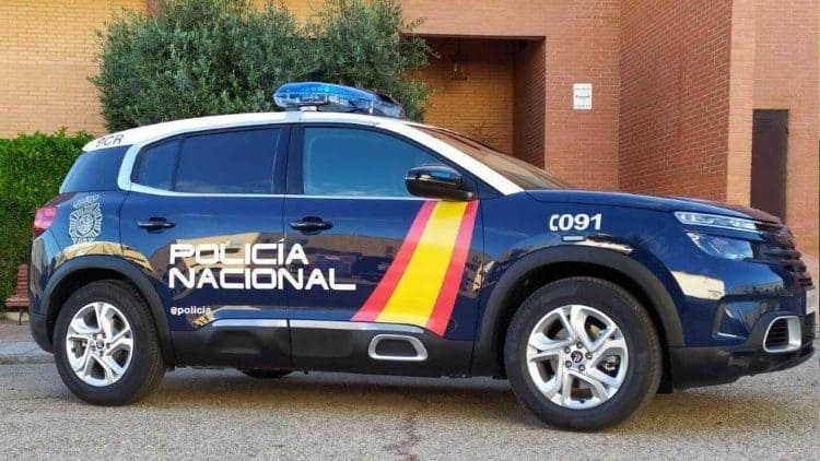 Vehículo de la Policía Nacional