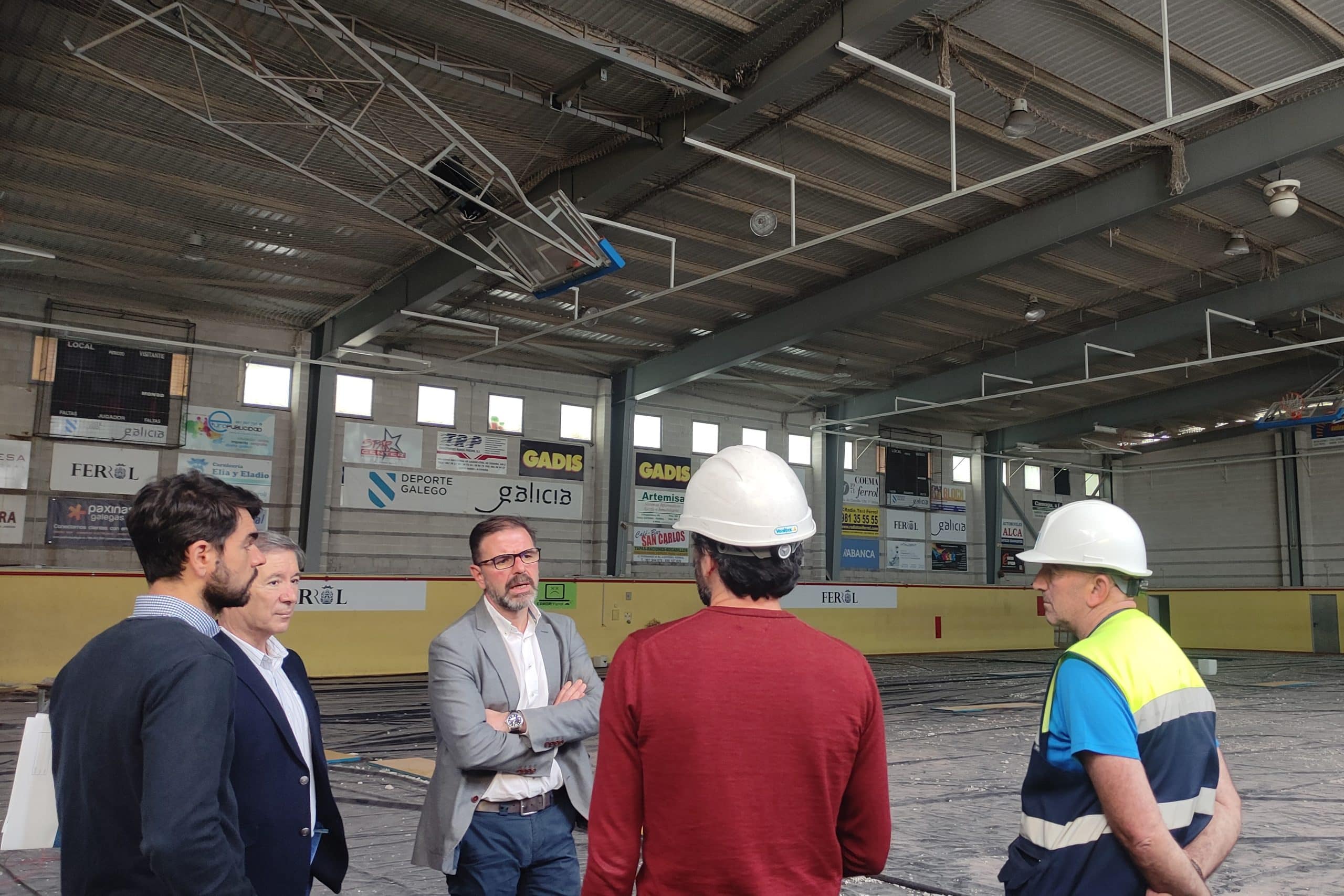 Ángel Mato visitó el transcurso de las obras de rehabilitación y mejora de la accesibilidad que el Ayuntamiento está ejecutando en la instalación