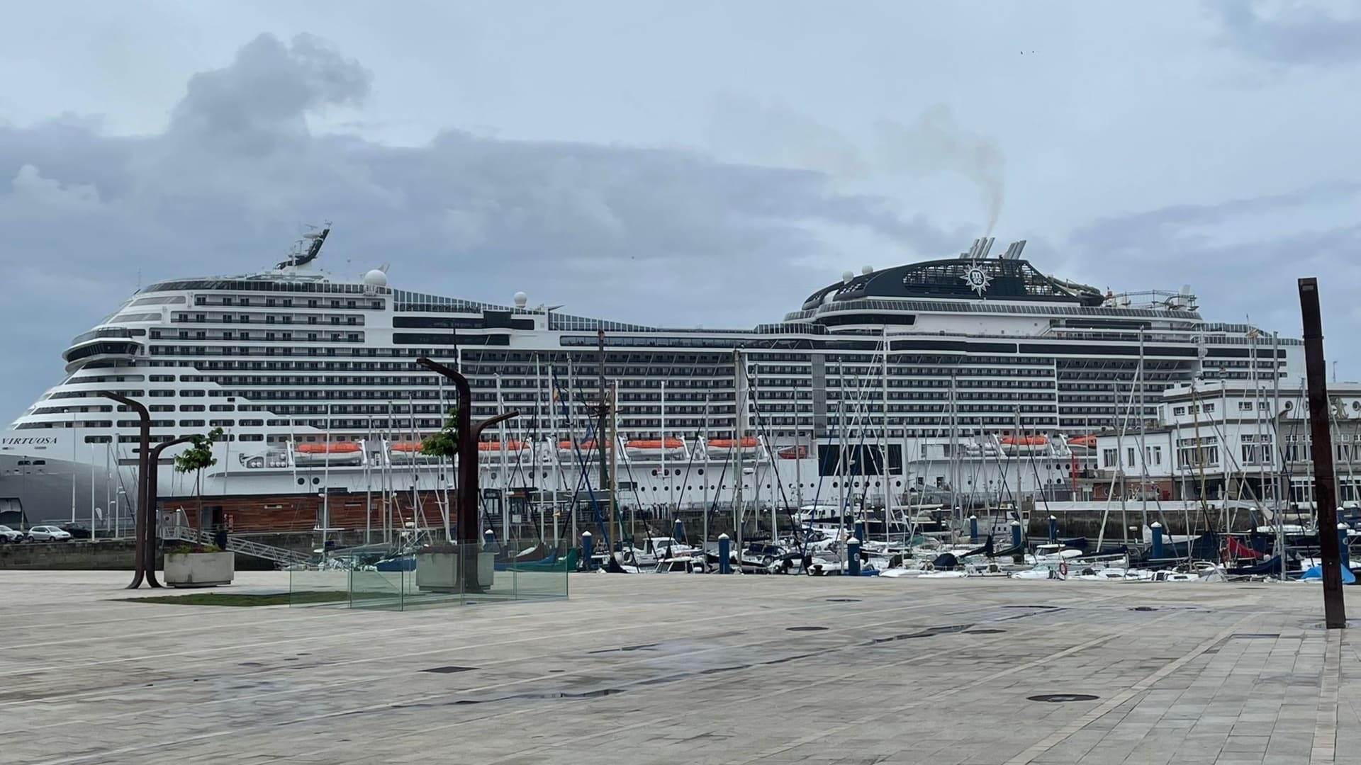 El crucero MSC Virtuosa en el Puerto de A Coruña |  AUTORIDAD PORTUARIA DE A CORUÑA