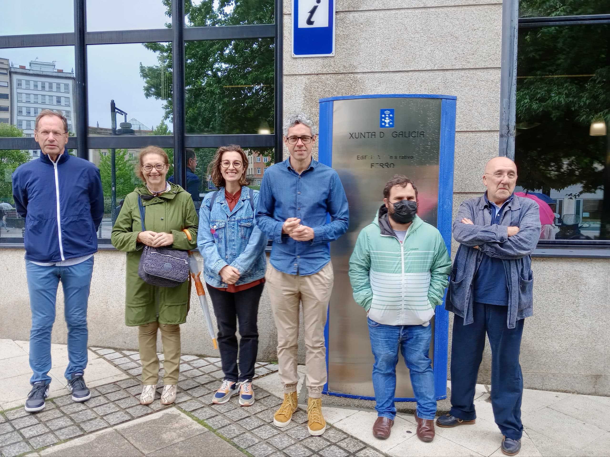 Representantes del BNG y entidades culturales y civiles registraron hoy su propuesta en la sede de la Xunta en Ferrol | BNG