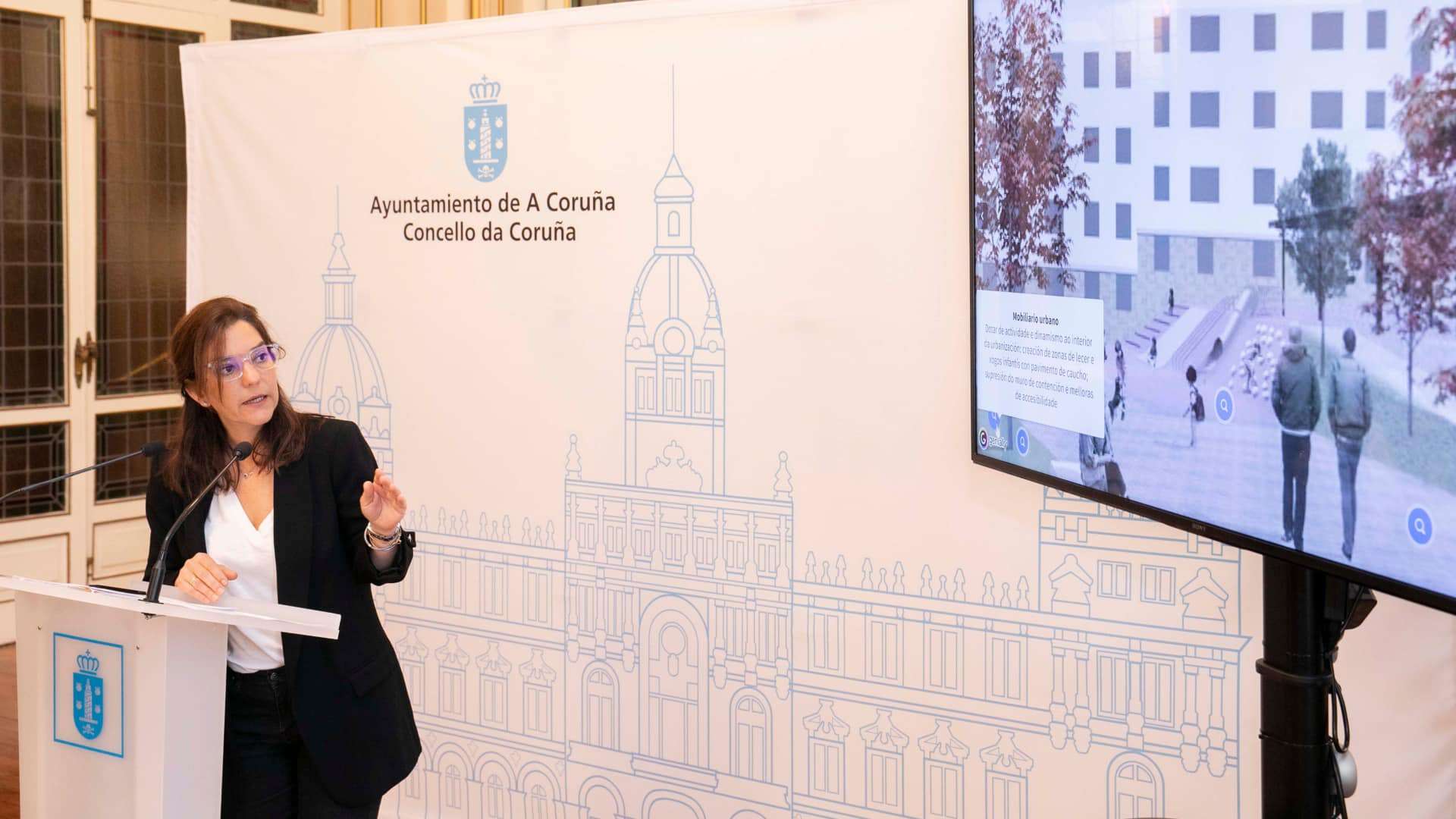 La alcaldesa de A Coruña, Inés Rey, presentando el plan de mejora de María Pita-Labañou | CONCELLO DA CORUÑA