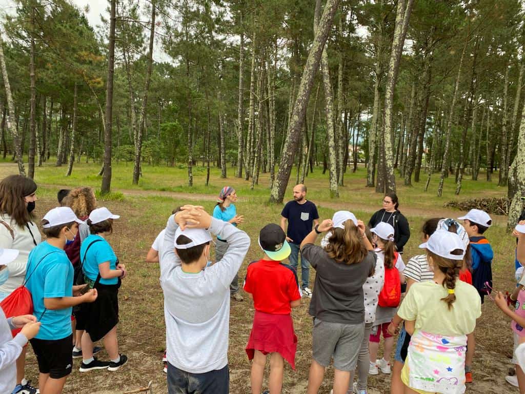 A mariñeira e influencer muradá, coñecida polo seu traballo de concienciación ambiental, participa na actividade dentro do proxecto Cabanas Mar | CONCELLO CABANAS
