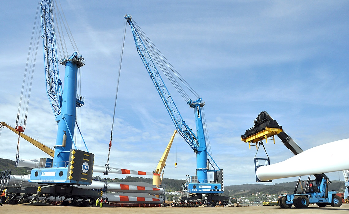 Terminal de componentes eólicos del puerto de Ferrol