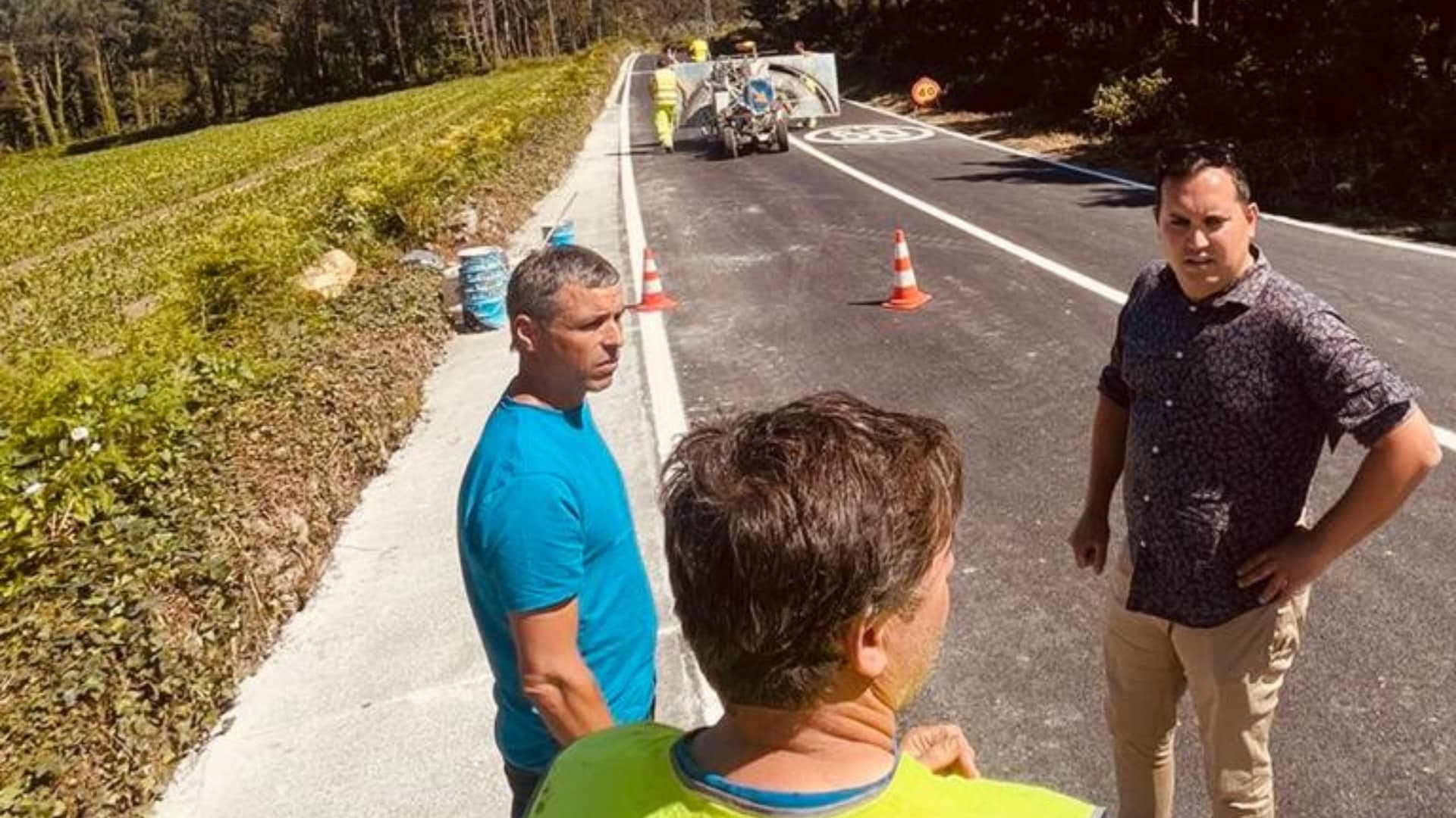 Visita del alcalde, Iago Toba, a las obras de la carretera das Fraguas| CONCELLO DE MUXÍA