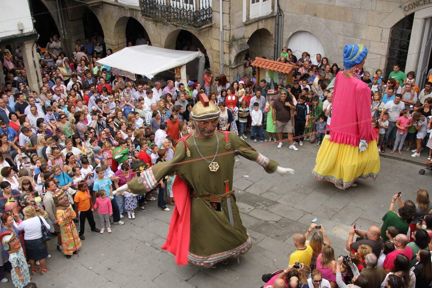 Desfile dos mómaros