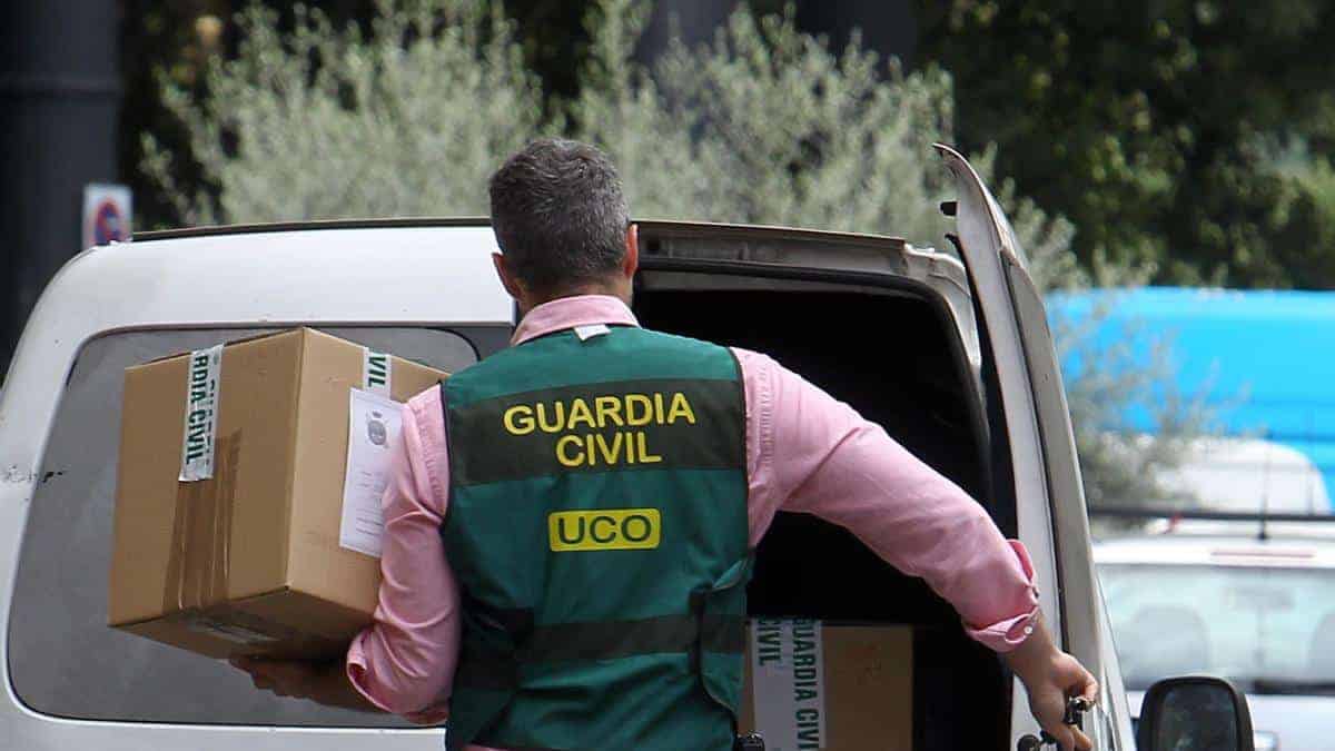 Archivo - Agentes de la UCO