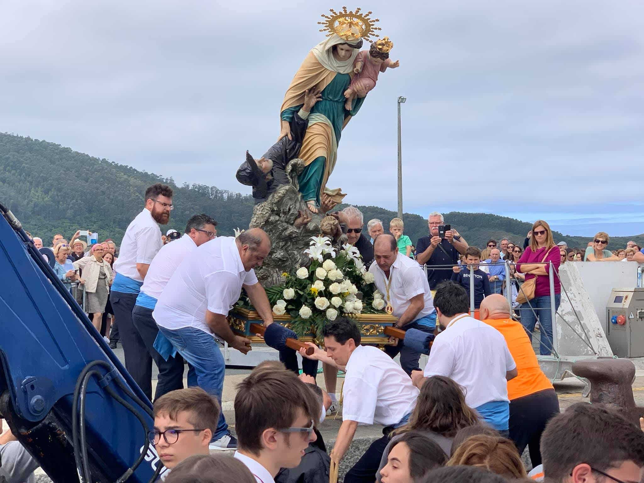 Archivo - Homenaje a la Virgen del Mar en las fiestas de Cedeira