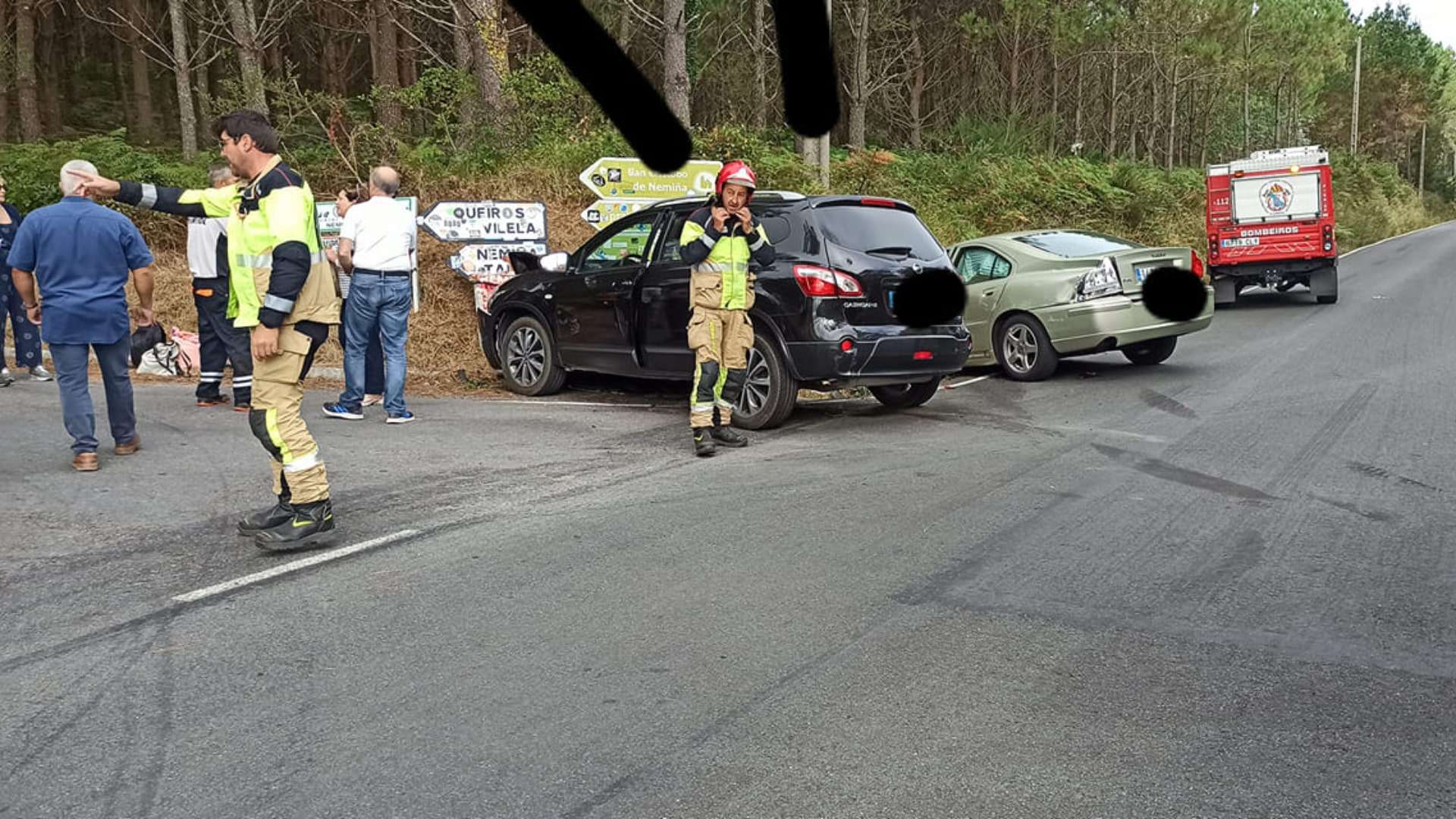 El accidente en el lugar de Castro, en Muxía | ADC BOMBEIROS COSTA DA MORTE