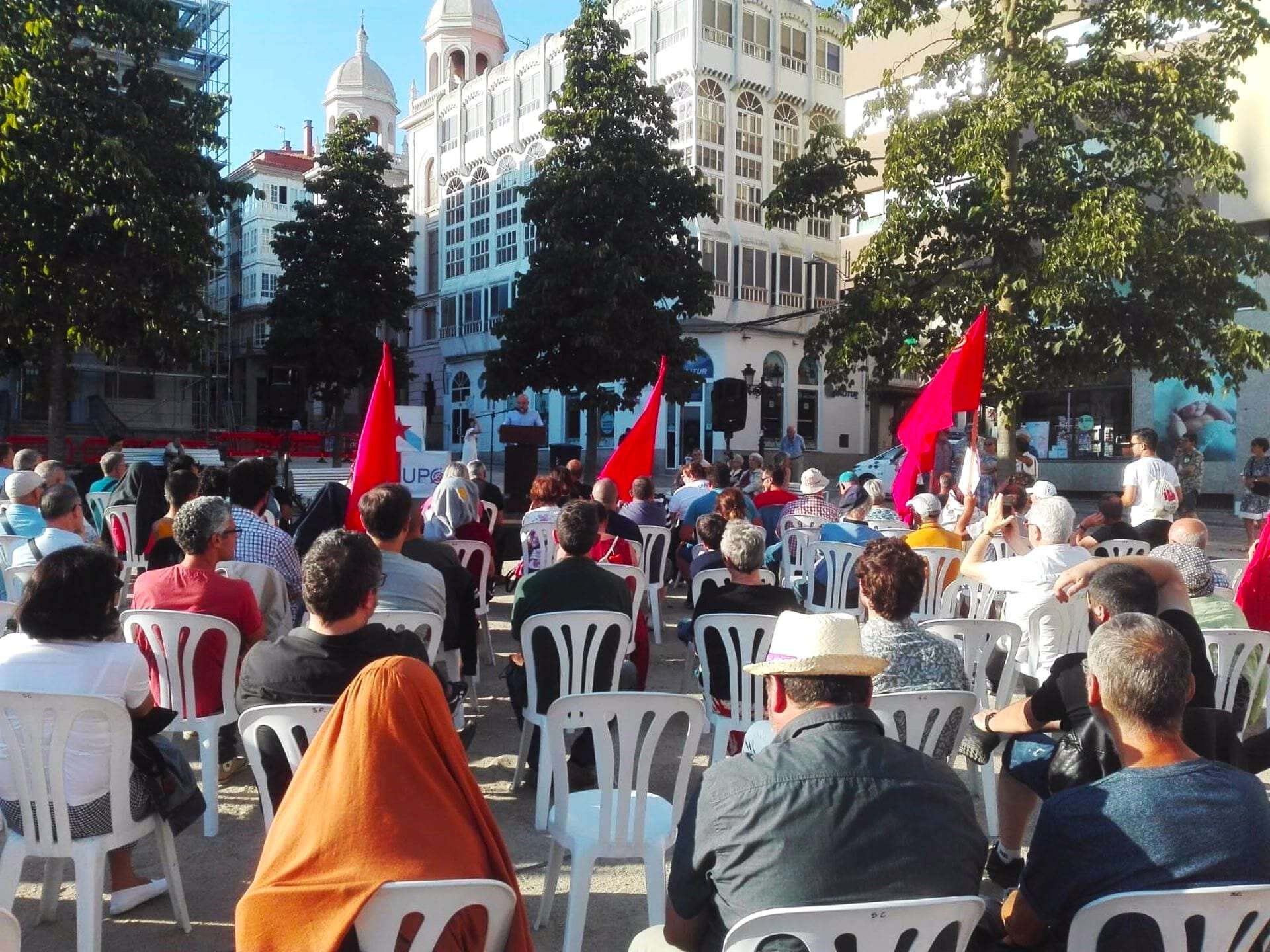 Homenaje en la plaza de Armas de Ferrol