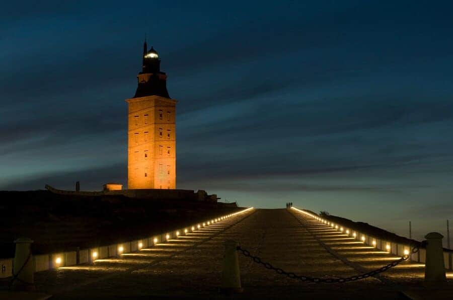 torre-hercules_376189-95