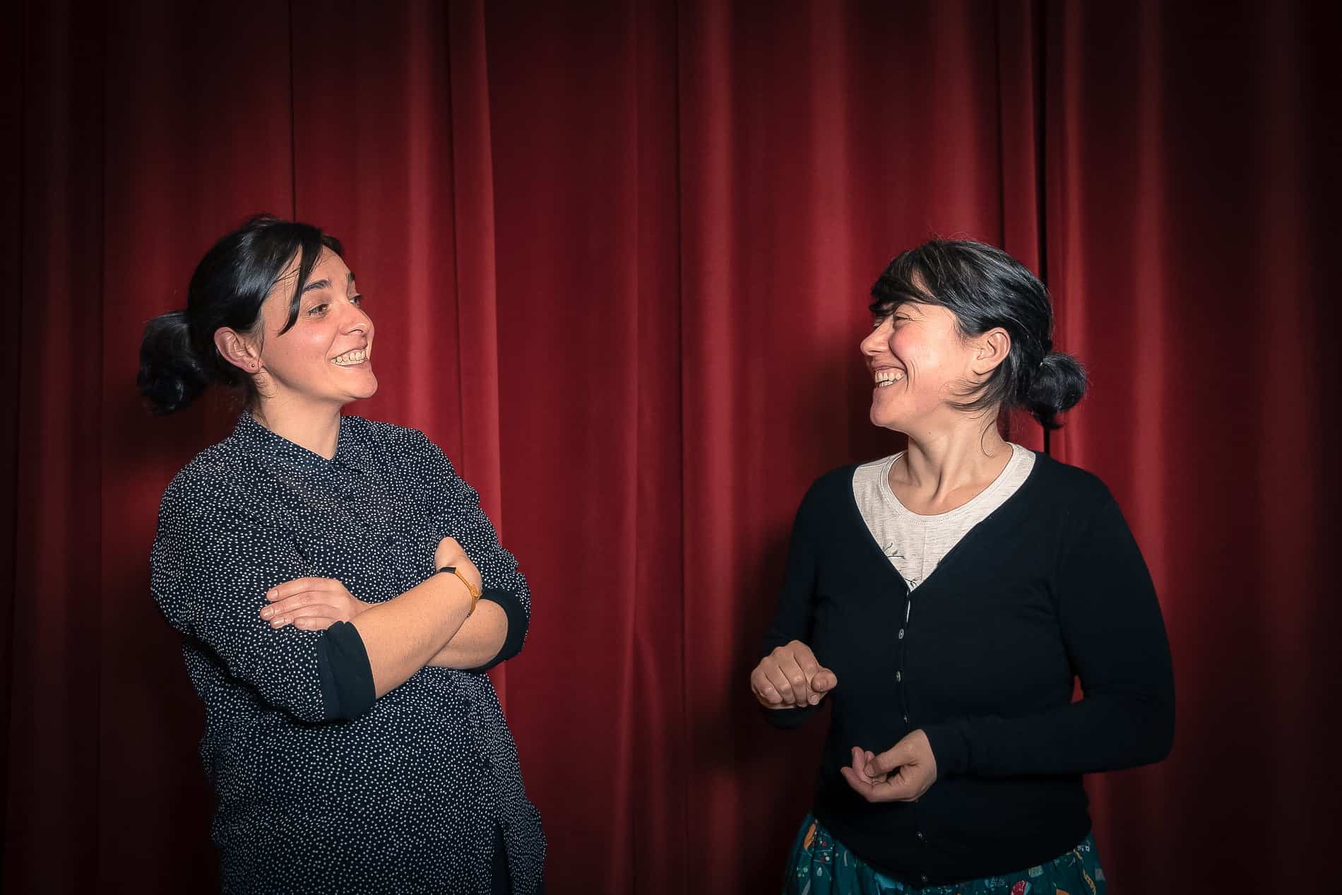 Las poetas Lucía Aldao y María Lado
