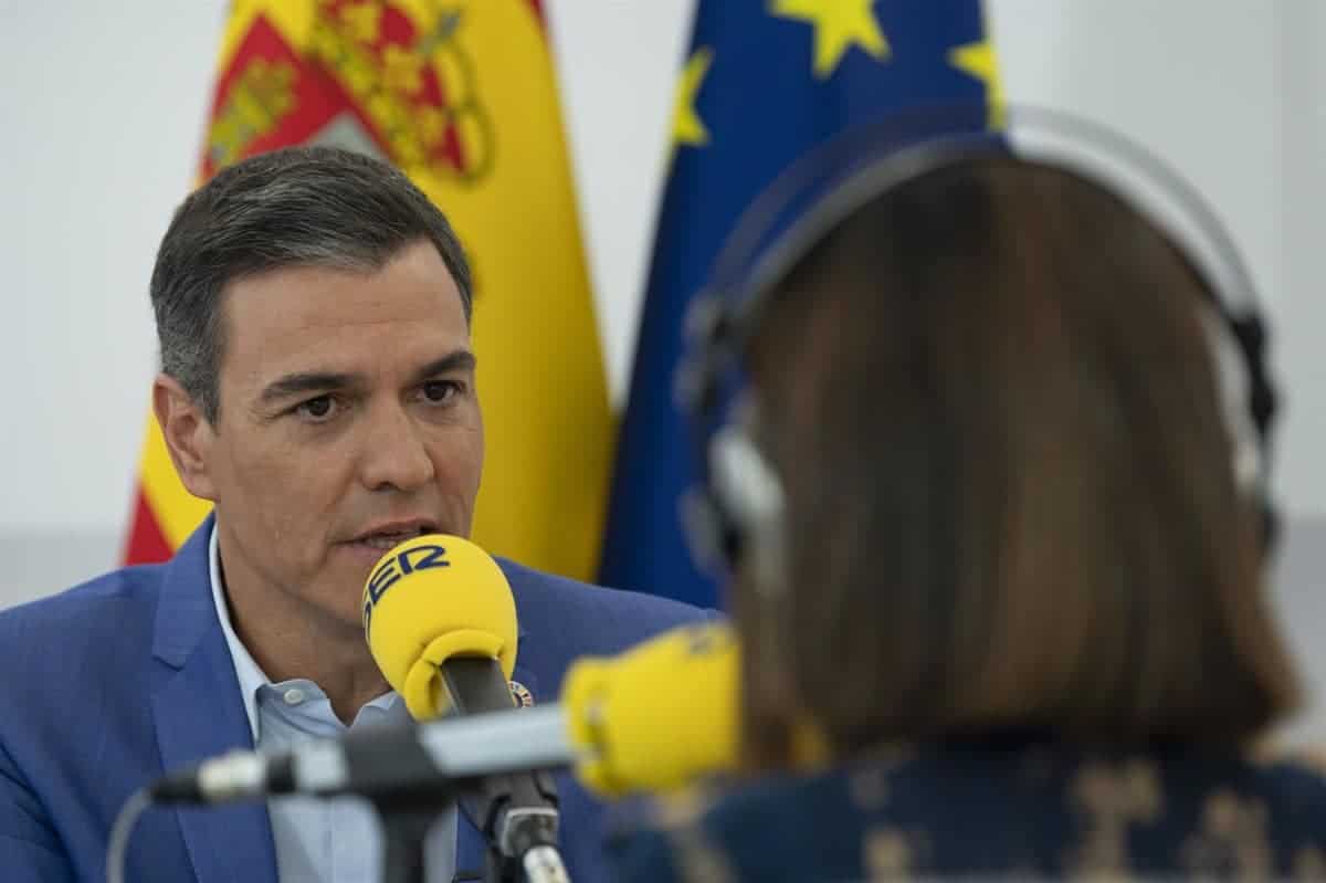 El presidente del Gobierno, Pedro Sánchez, entrevistado en la Cadena SER
POLITICA
MONCLOA/BORJA PUIG DE LA BELLACASA