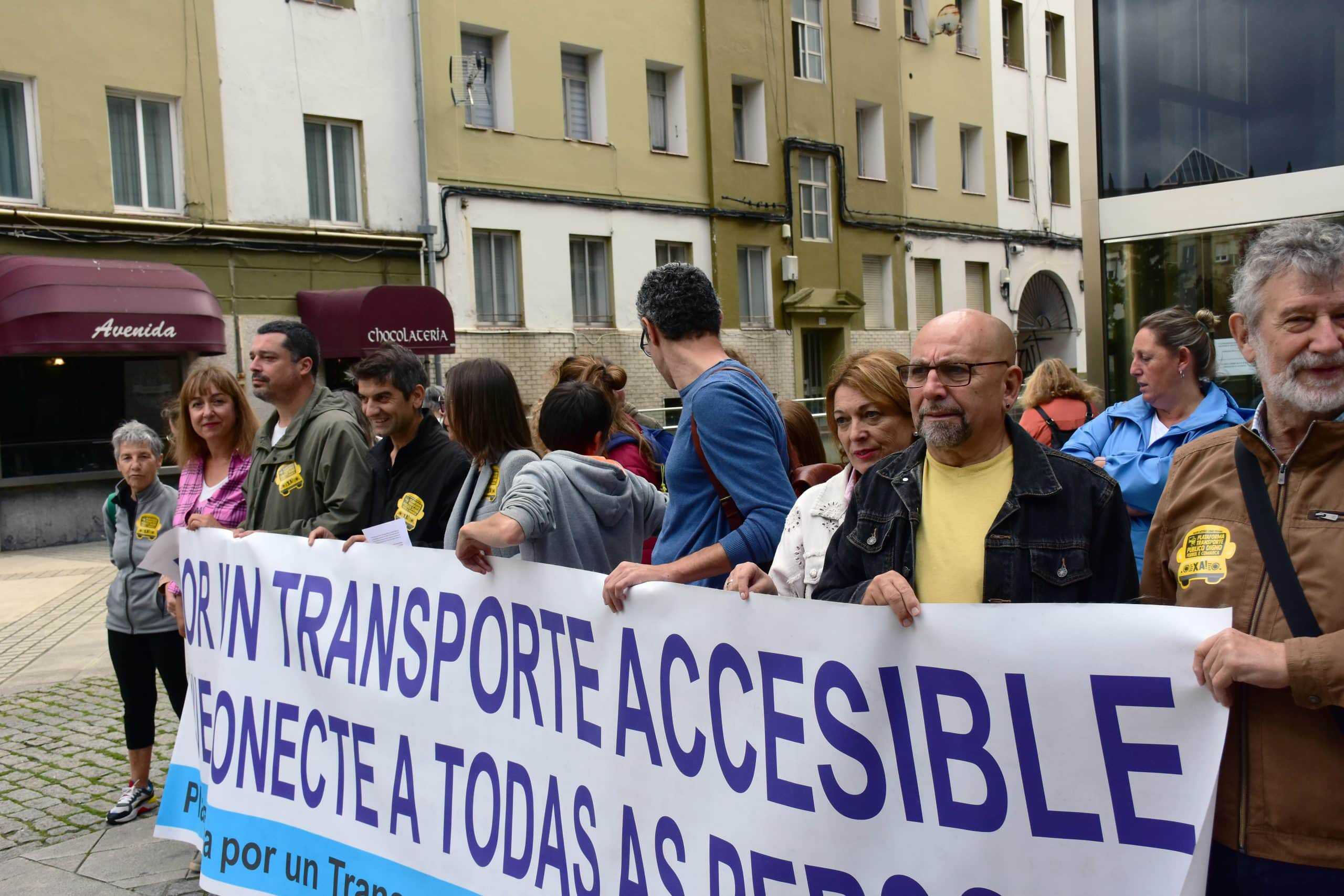 Protesta esta mañana frente a la delegación de la Xunta en Ferrol