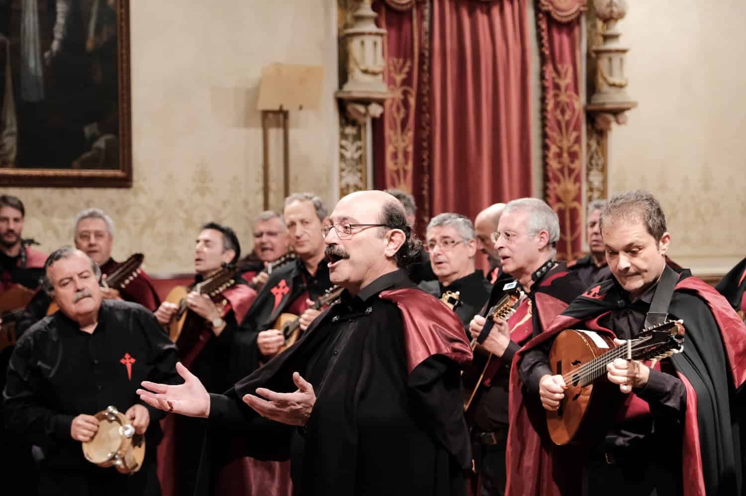 O Auditorio Municipal acollerá este sábado, ás 20.00 horas, a actuación do grupo Troyanos de Compostela