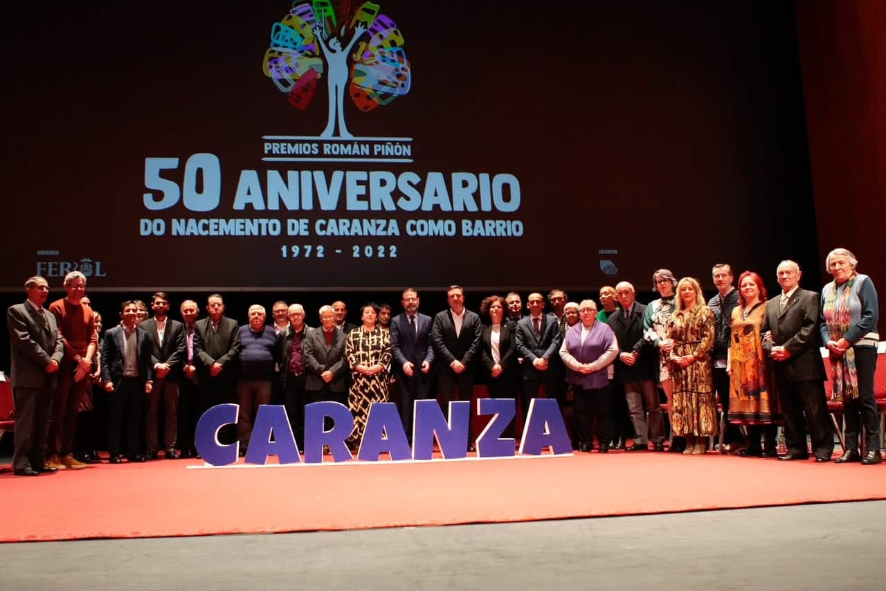 Foto de familia dos premiados