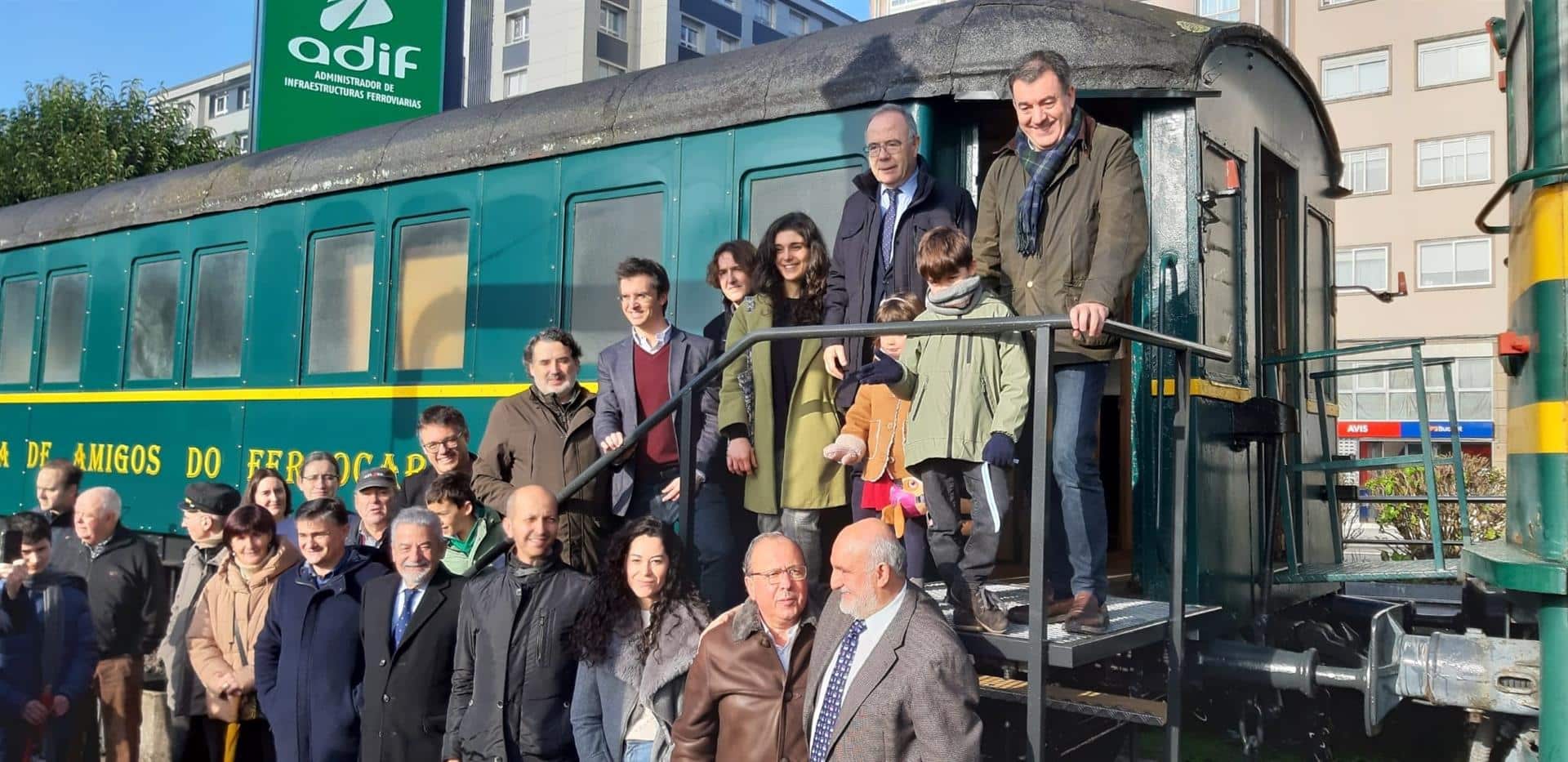 Inauguración de la restauración de la locomotora Verderón - EUROPA PRESS