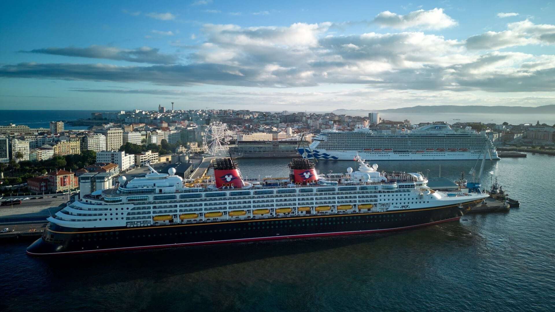 El crucero Disney Magic Sky en el Puerto de A Coruña | AUTORIDAD PORTUARIA DE A CORUÑA