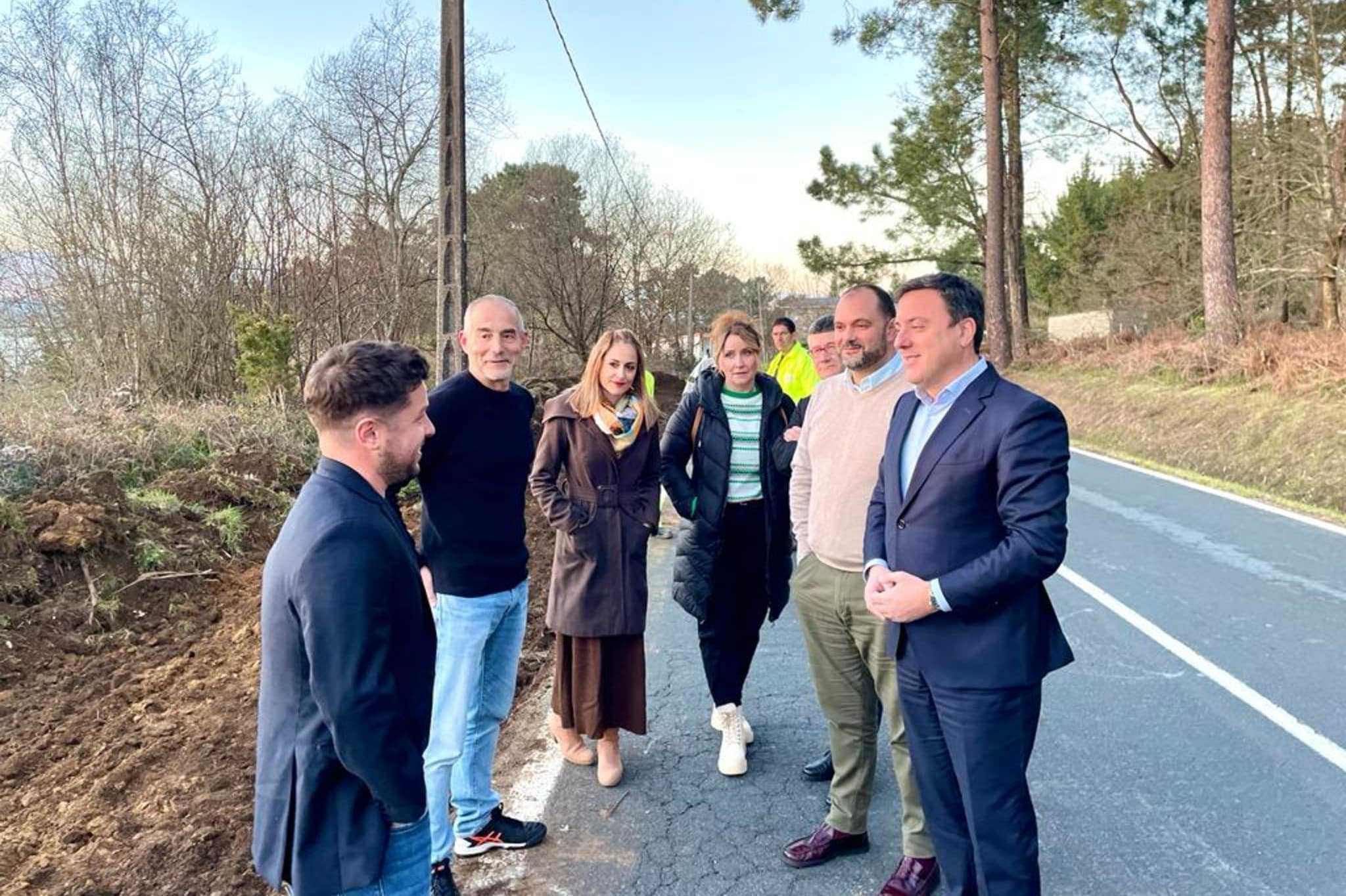 Valentín González Formoso y Bernardo Fernández supervisaron el inicio de las obras, que suponen una inversión de 1,1 millones de euros