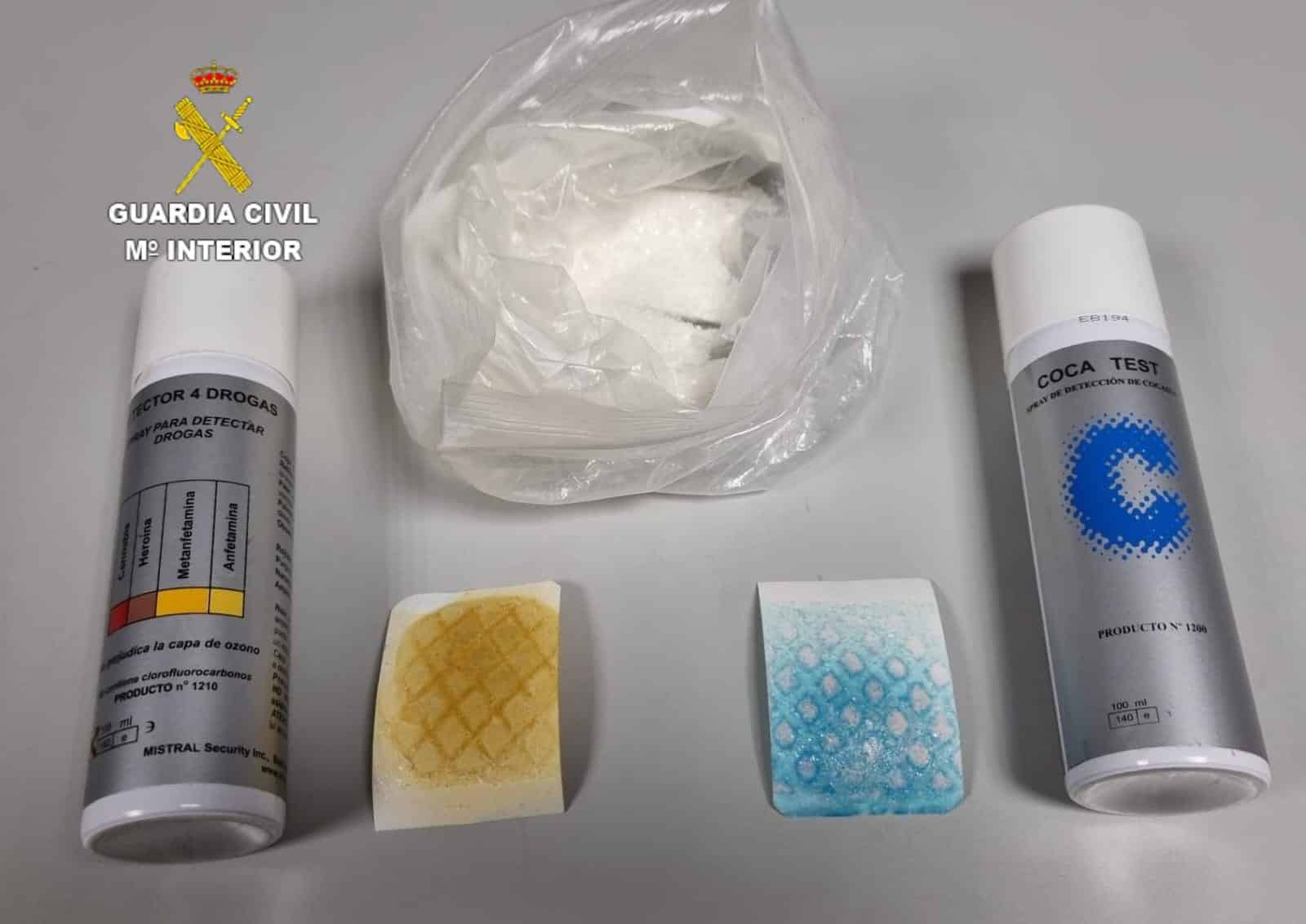 Cocaína hallada en el coche del detenido