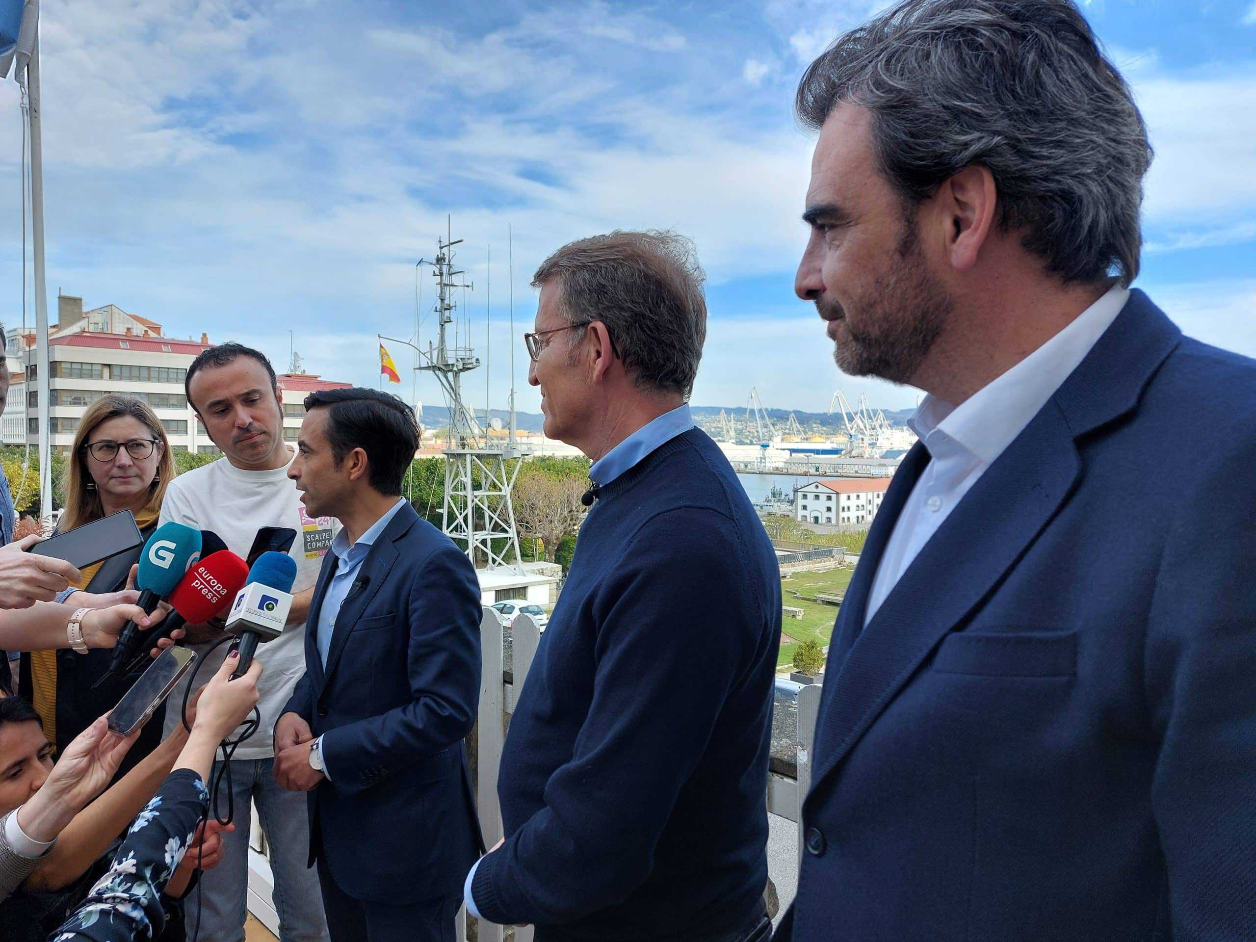 Feijoo, Rey Varela y Diego Calvo, durante su comparecencia en Ferrol