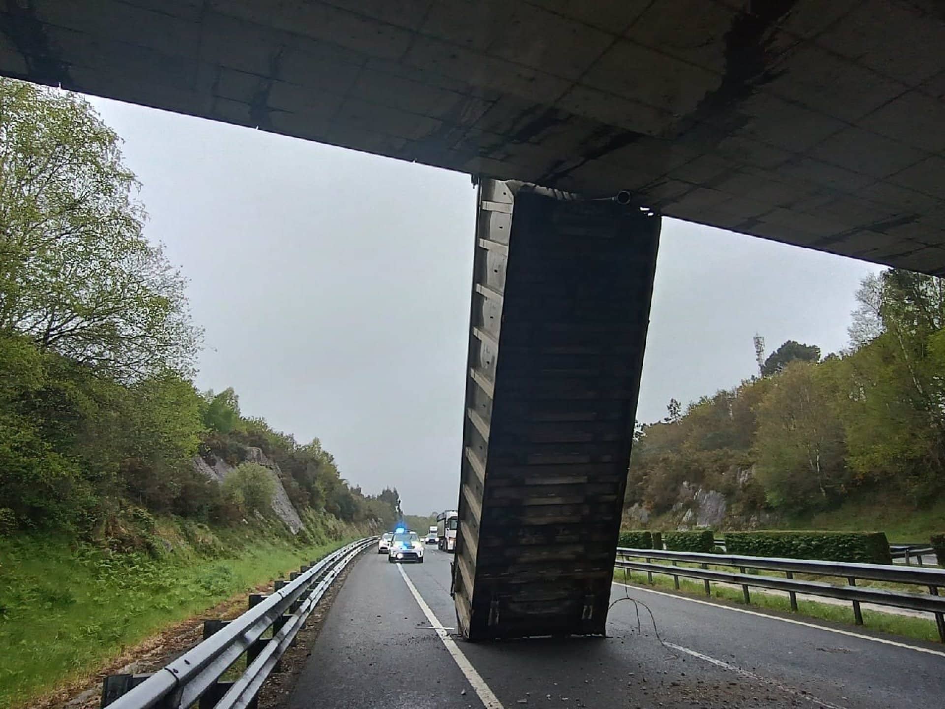 Accidente registrado en la A-6, en Lugo | Guardia Civil de Lugo