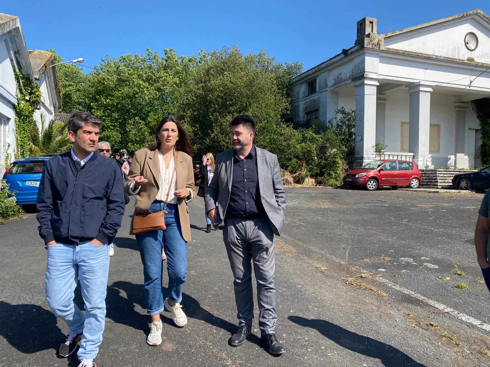 El responsable de economía de Izquierda Unida (IU), Carlos Sánchez Mato, ha arropado este miércoles al candidato de Ferrol en Común a la Alcaldía de la ciudad, Jorge Suárez