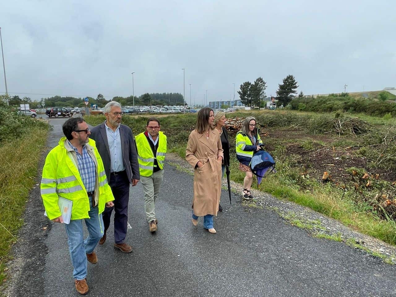 190623-A-alcaldesa-de-Lugo-supervisou-esta-mañá-os-traballos-de-acondicionamento-dun-novo-aparcadoir