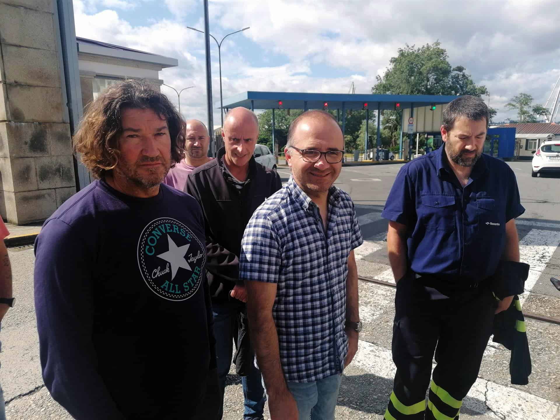Los representantes sindicales comparecieron esta mañana a las puertas del astillero