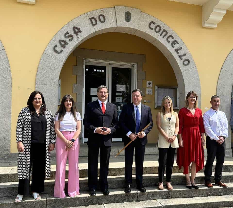 Archivo - Toma de posesión del gobierno pontés