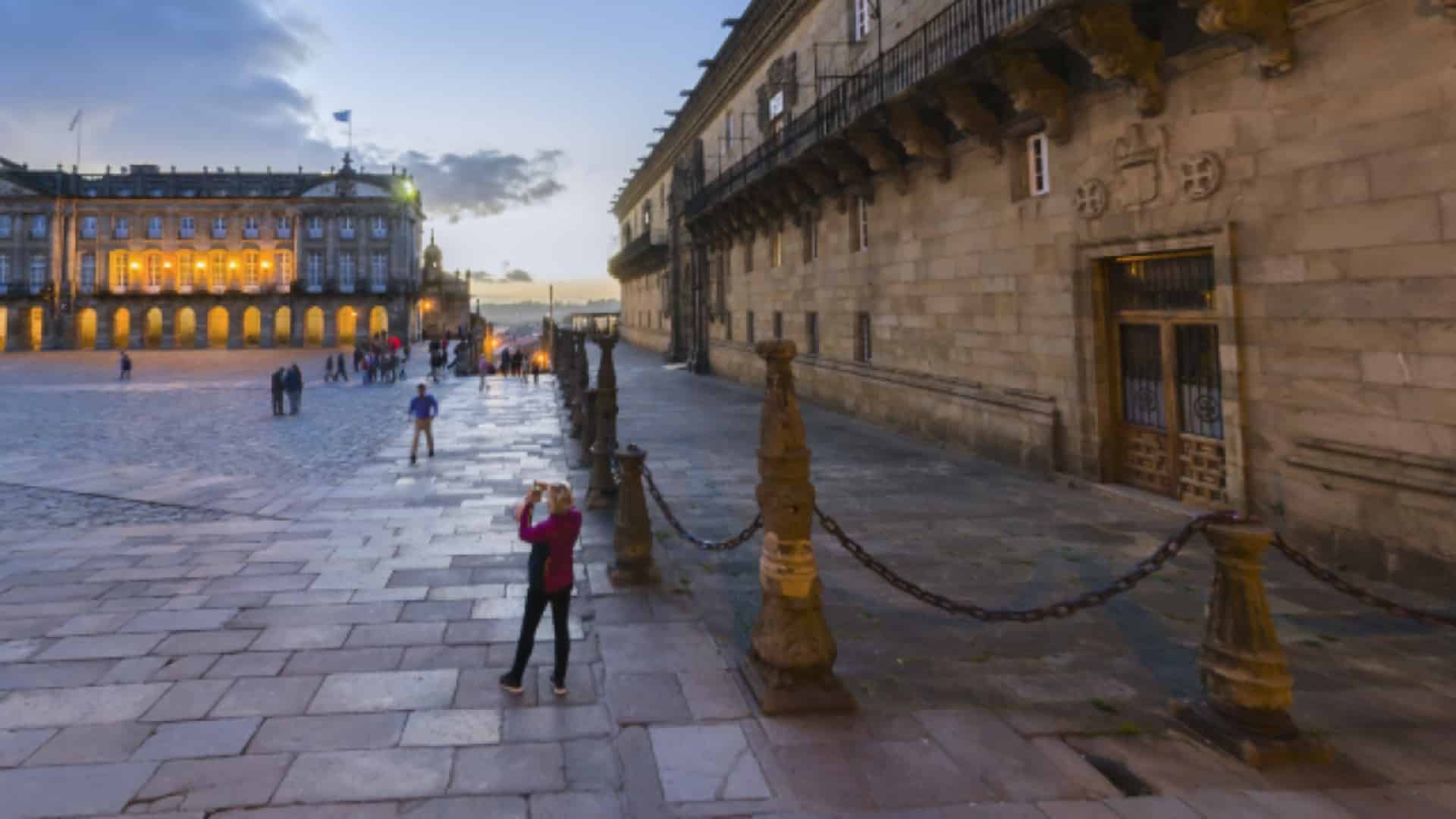 La Praza do Obradoiro vista desde el Arco de Xelmírez | TURISMO DE GALICIA