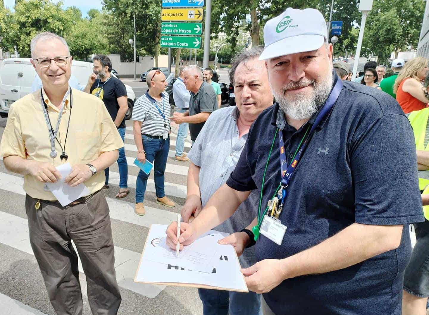 rabajadores de Navantia se concentran para exigir a la SEPI que negocie un nuevo convenio que mejore sus condiciones laborales | CSIF
