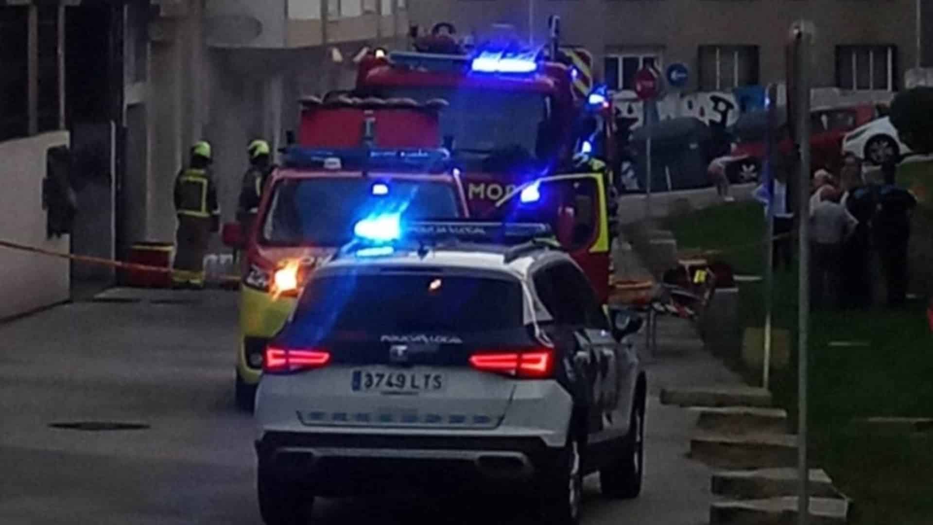 La intervención en el incendio en Carreira do Conde | @SALSEO_USC