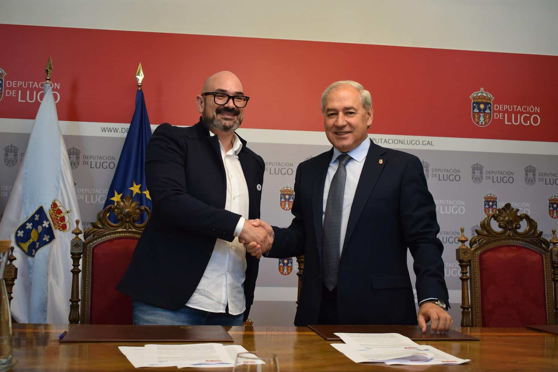 El nacionalista Efrén Catro y el socialista José Tomé firman el acuerdo de gobeirno para la Diputación de Lugo | PSOE de Lugo