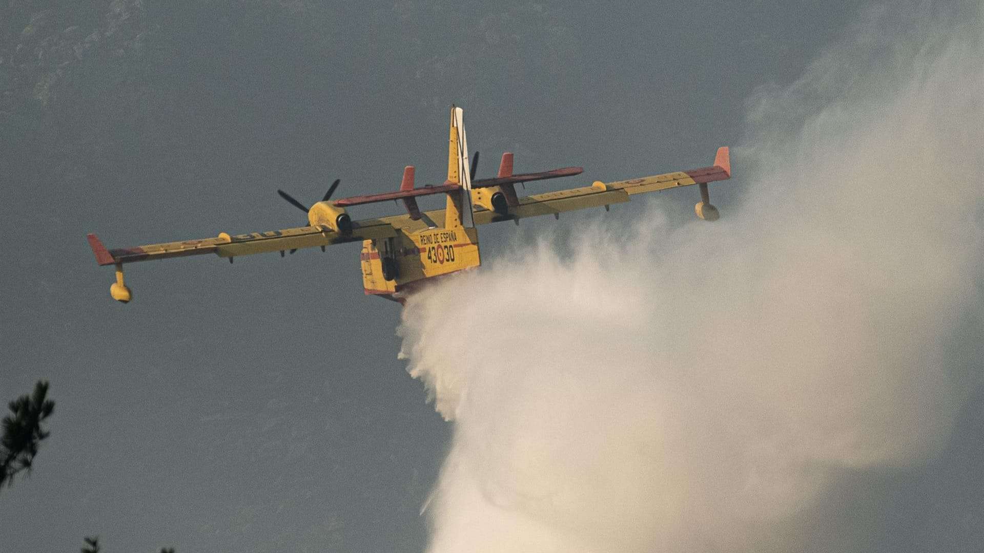 Imagen de archivo de un avión de extinción de incendios |EP