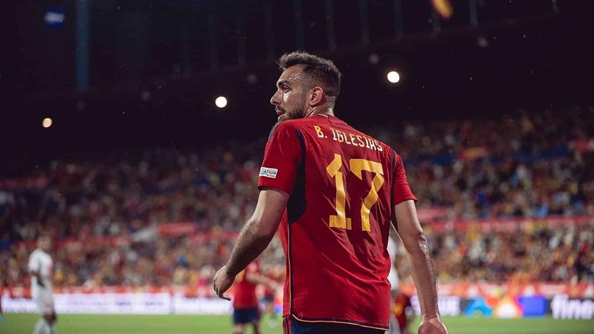 El delantero compostelano Borja Iglesias en un partido de la Selección Española | RFEF