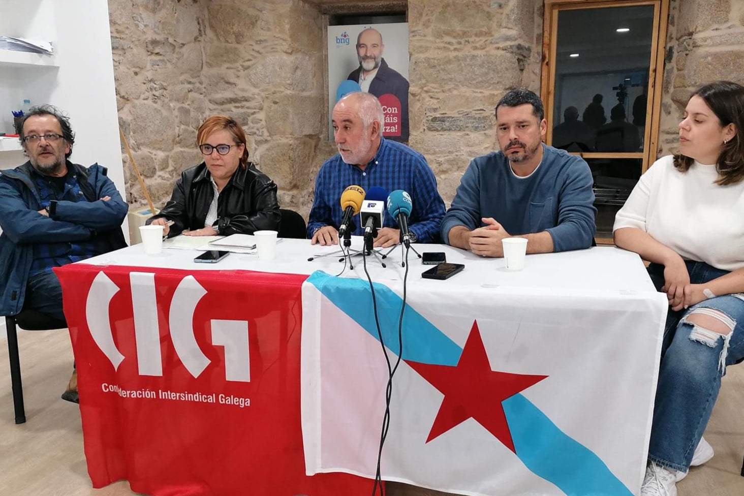 Rueda de prensa de la CIG y BNG por el fondo de composición para las víctimas del amianto - EUROPA PRESS