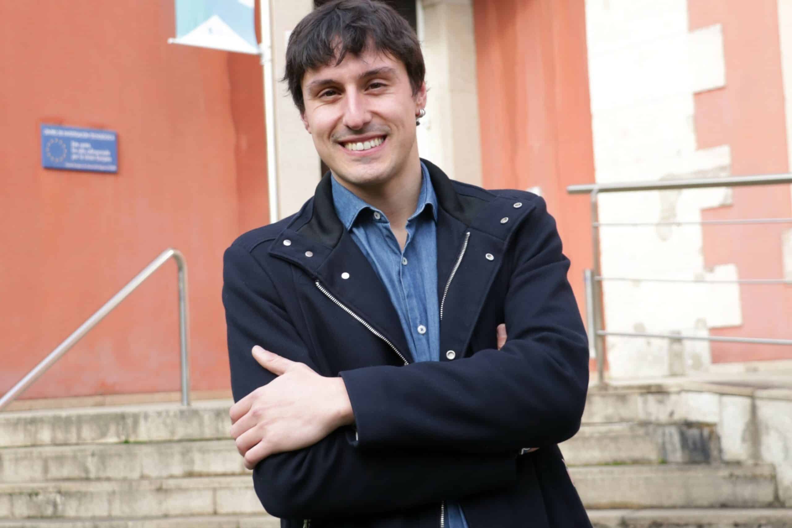 El estudiante predoctoral José Miguel Mahía, que realiza su tesis doctoral en el Grupo de Ingeniería Energética (INGEN) del CITENI del Campus Industrial de Ferrol, Universidad de A Coruña.