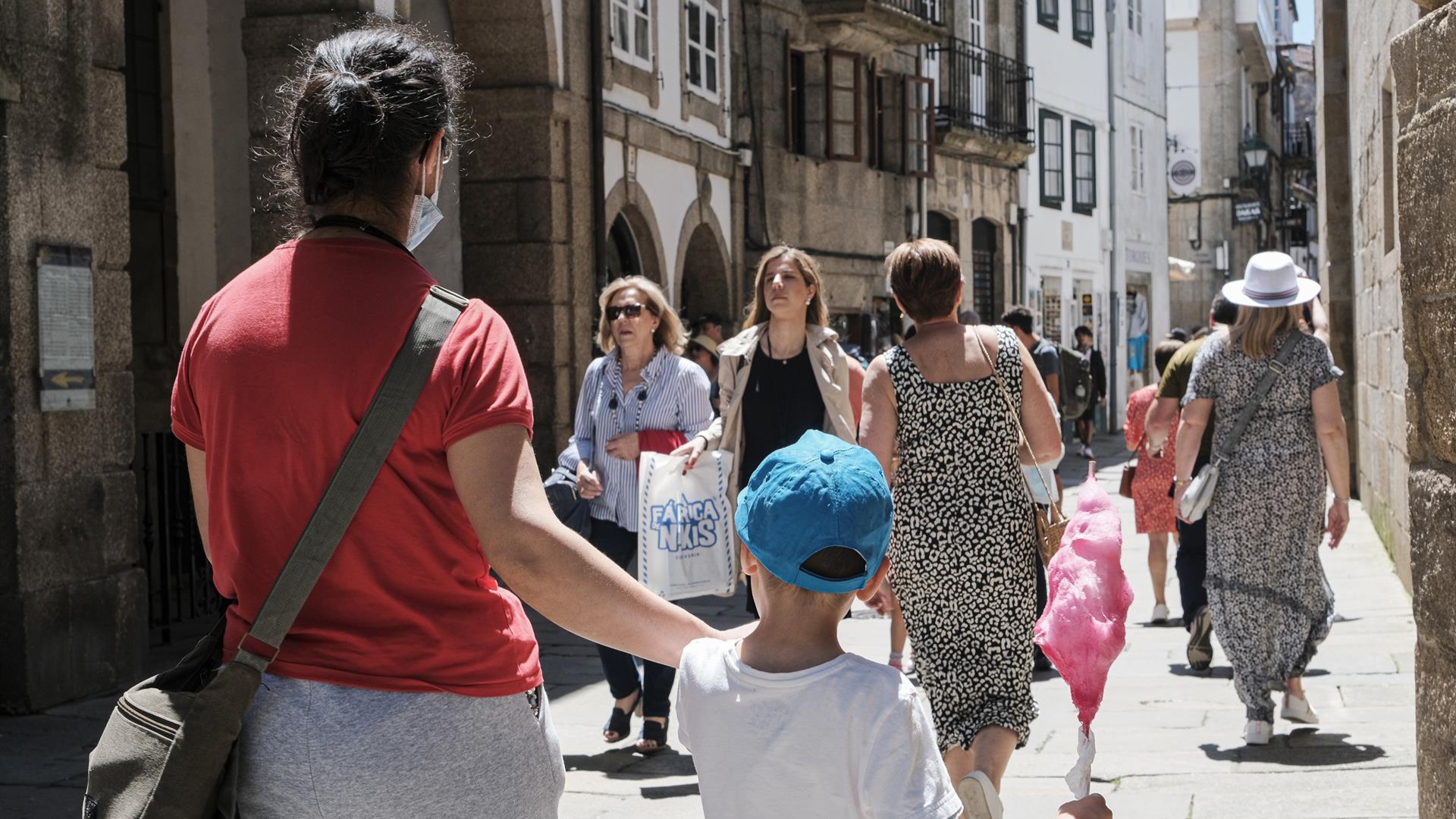 Imagen de archivo de turistas en Santiago durante las Festas da Ascensión | CONCELLO DE SANTIAGO