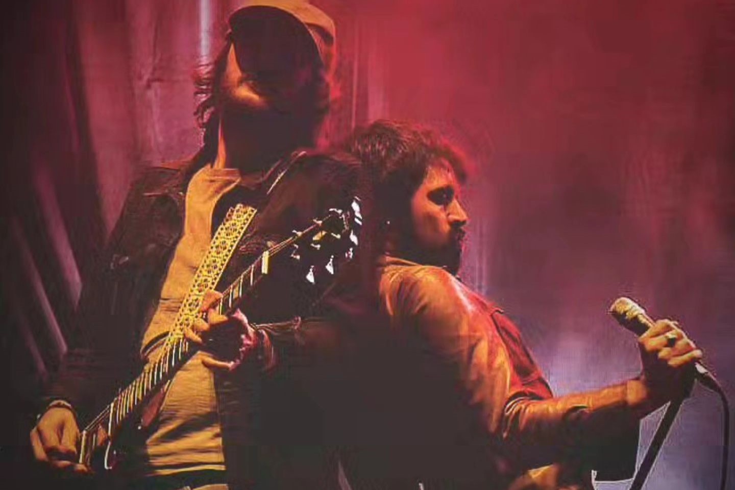 La banda alicantina de rock Exit | @ EASYBELLYBAND