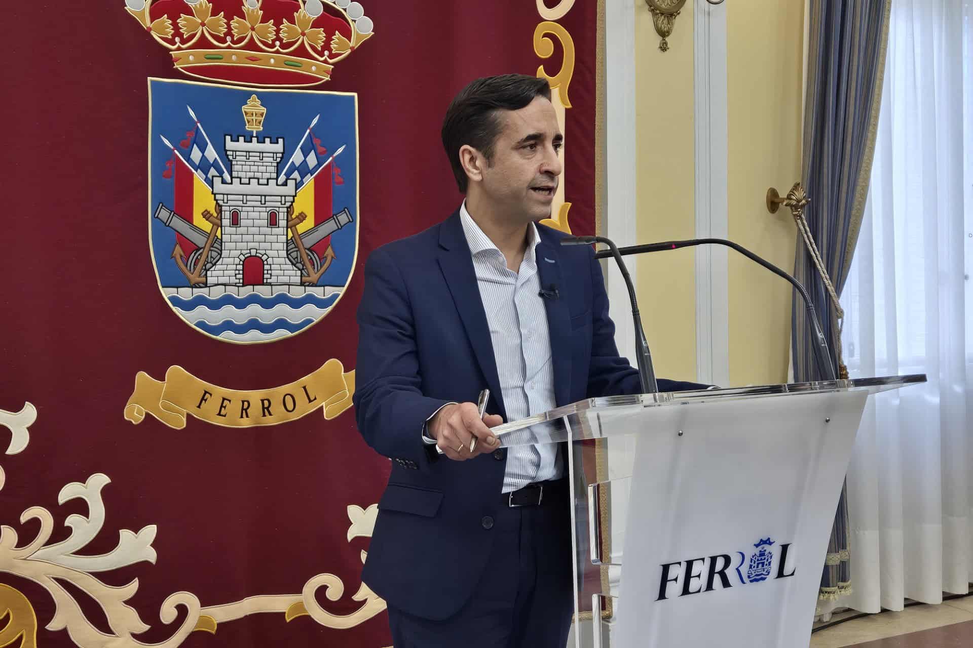 El alcalde de Ferrol, José Manuel Rey Varela, en rueda de prensa esta mañana | CONCELLO DE FERROL