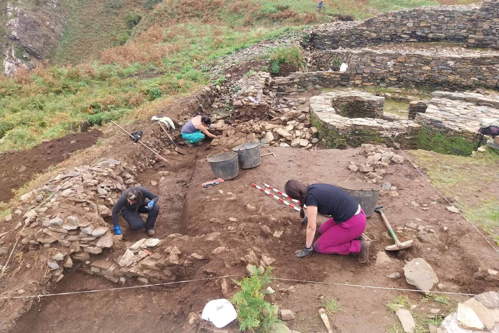 Campaña de excavación en el Castro de Sarridal | CONCELLO DE CEDEIRA