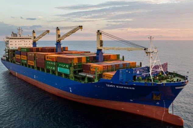 El buque 'Izmit Express' es un Container Ship. Actualmente navegando bajo bandera Malta. Se construyó en 2017 | VESSELFINDER.COM