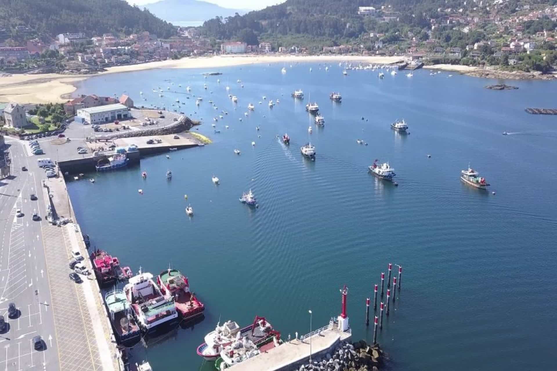 Imagen de archivo del puerto de Aldán | TURISMO DE GALICIA