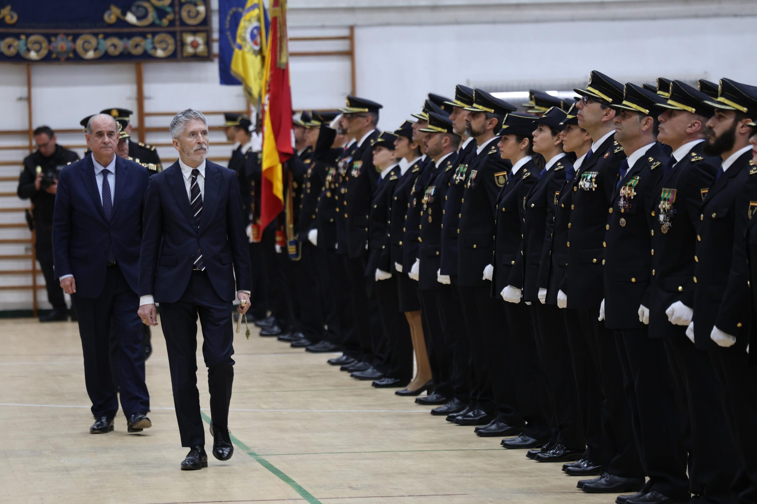 Fernando Grande-Marlaska frente a la XXXVI Promoción de la Escala Ejecutiva de la Policía Nacional