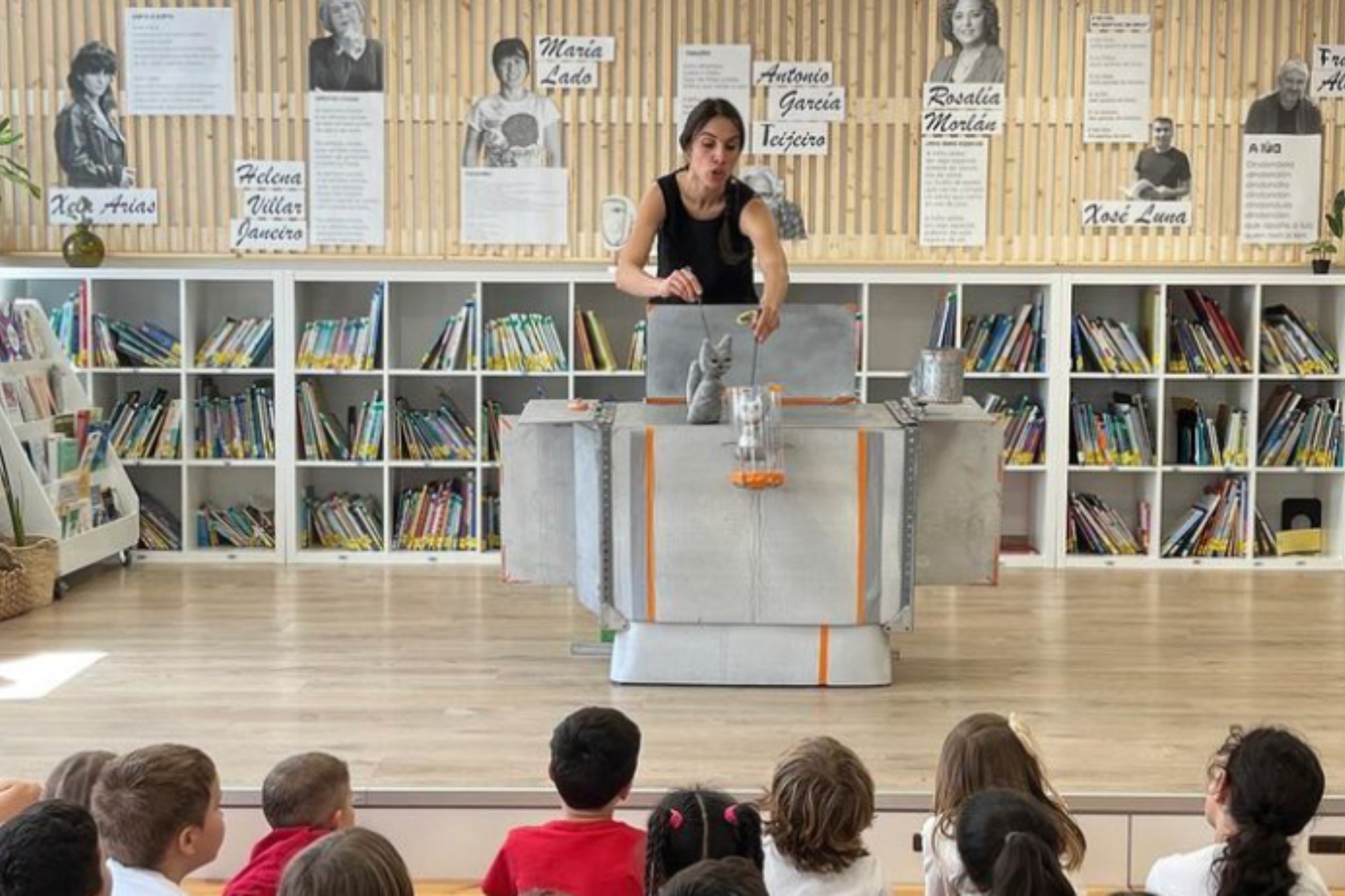 Imagen de archivo de una actividad en el CEIP de Outes | CEDIDA