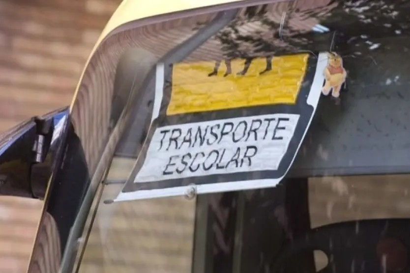 Imagen de archivo de un autobús escolar Imagen de archivo de un autobús escolar