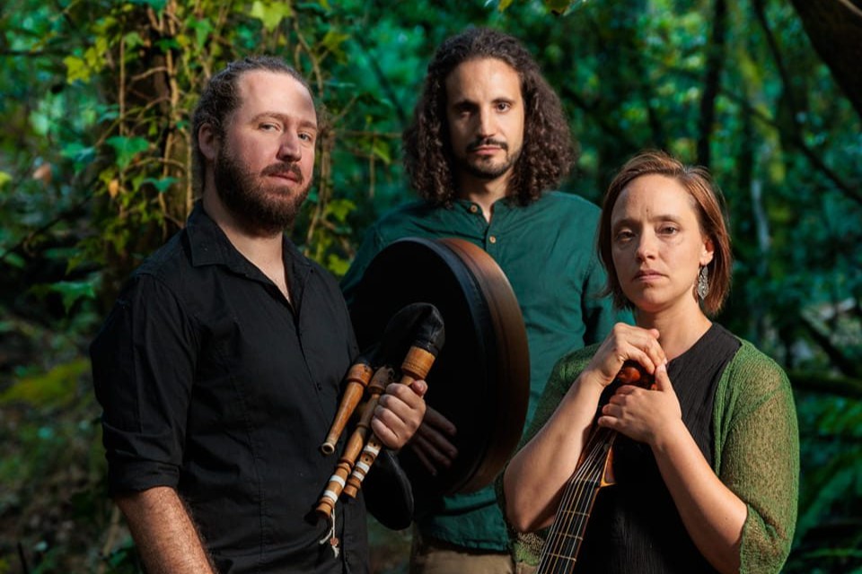 Antony Fernandes, Carmina Ribeiro Repas Gonçalves y Tiago Manuel Soares