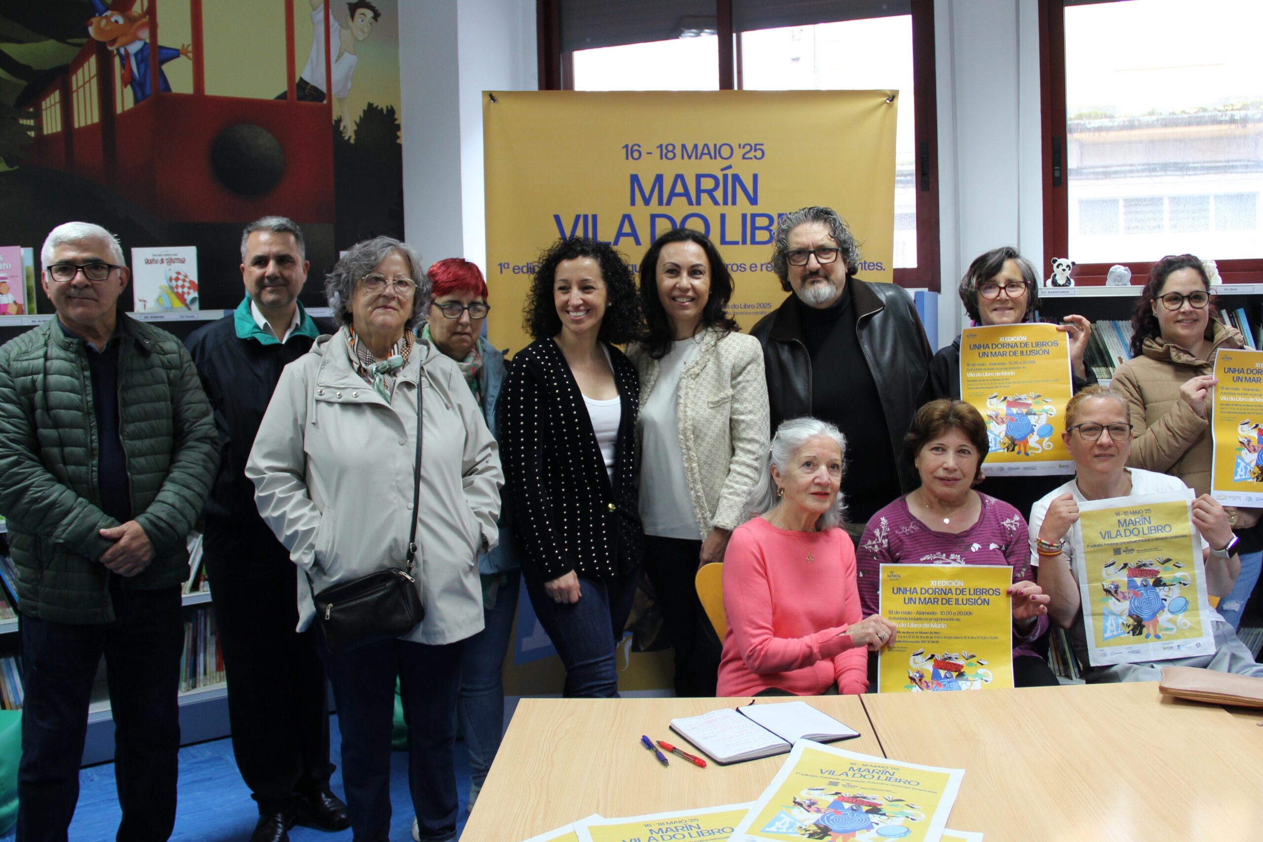 Presentación de la programación de 'Marín, Vila do Libro' en la Biblioteca Pública Vidal Pazos.